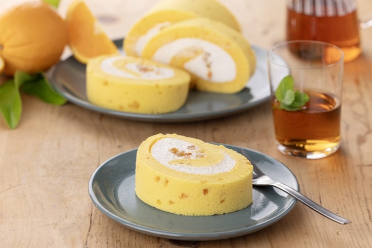 オレンジロールケーキ